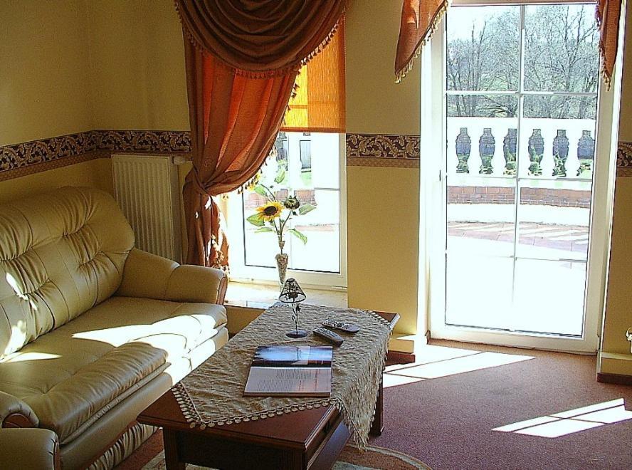 Hotel Regius Opole Rom bilde