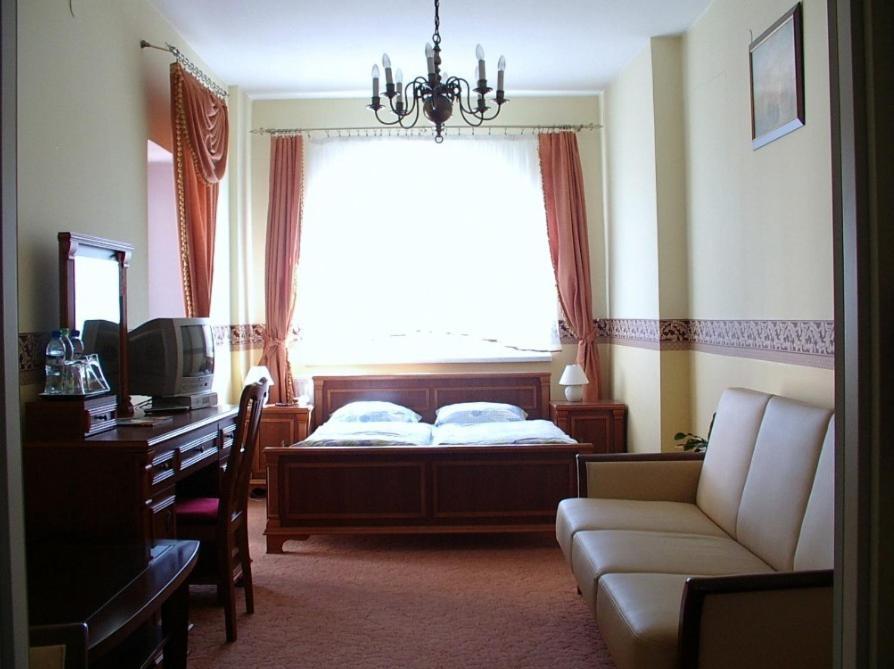 Hotel Regius Opole Rom bilde