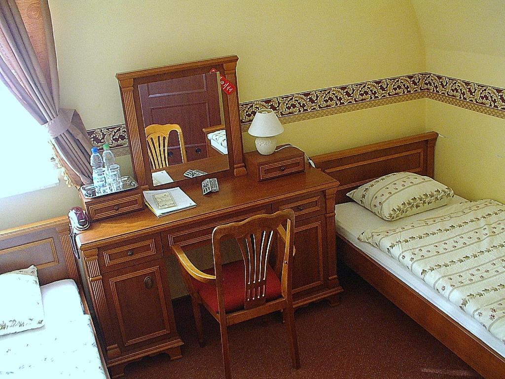 Hotel Regius Opole Rom bilde